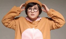 娱乐圈摆烂吃瓜郁可可,娱乐圈摆烂吃瓜，揭秘明星幕后生活